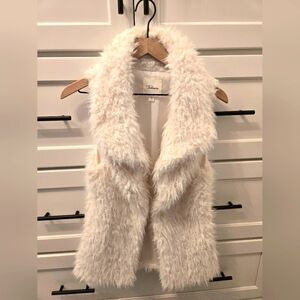 Fuzzy White Sleeveless Vest